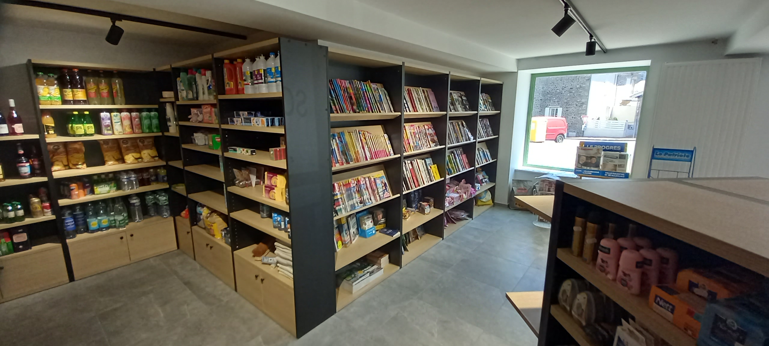 Armoire presse haute noire avec étagères réglables (LIVRÉ MONTÉ) – Image 8