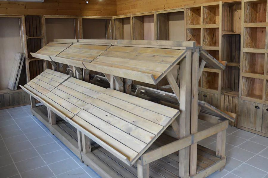 etal-marche-2-niveau-orientable-montage-magasin